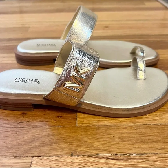 MICHAEL Michael Kors Jilly Thong - Picture 3 of 4